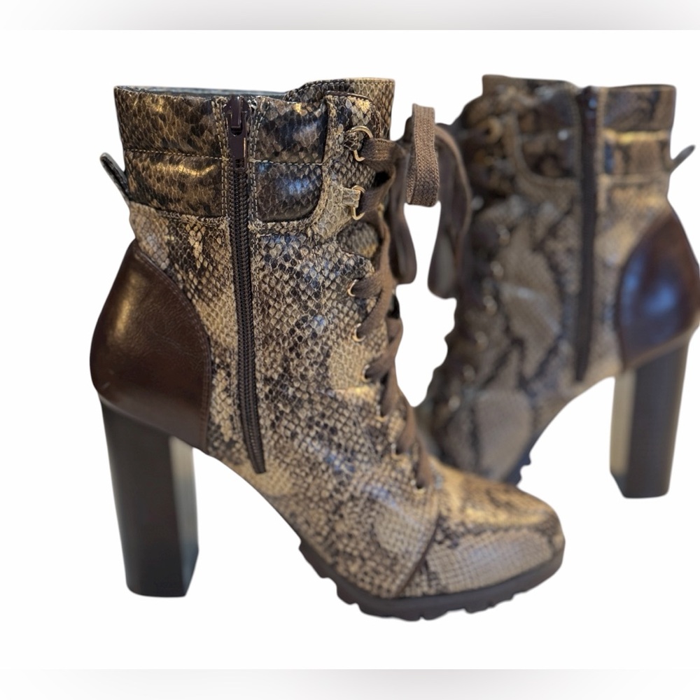 JustFab Brown Faux SnakeSkin 4” Chunky-heeled combat-style boots 4” Size 7.5 - Picture 7 of 12